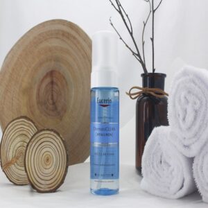 Bọt Tẩy Trang Eucerin DermatoClean Hyaluron Micellar Foam 150ml