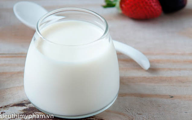 Công dụng tẩy tế bào chết hiệu quả của sữa chua cong-dung-cua-sua-chua.jpg