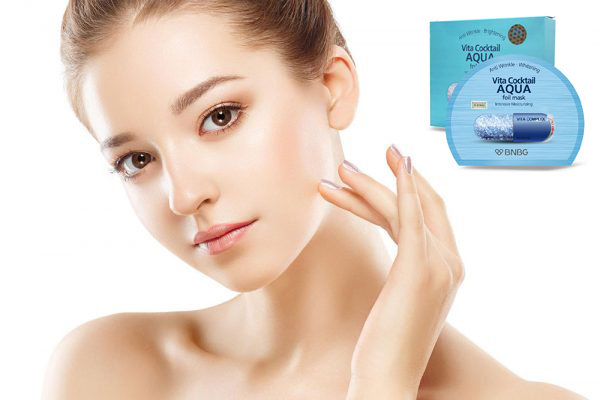 Mặt nạ BNBG Vita Cocktail Aqua Foil Mask giúp dưỡng ẩm hiệu quả cho làn da khô. mat-na-bnbg-vita-cocktail-aqua-foil-mask-duong-am-hieu-qua-cho-lan-da-kho.jpg