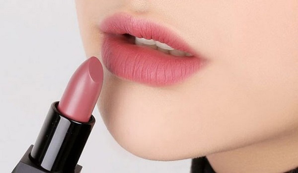 Màu hồng đất hợp với da ngăm đen Màu hồng đất hợp với da ngăm đen