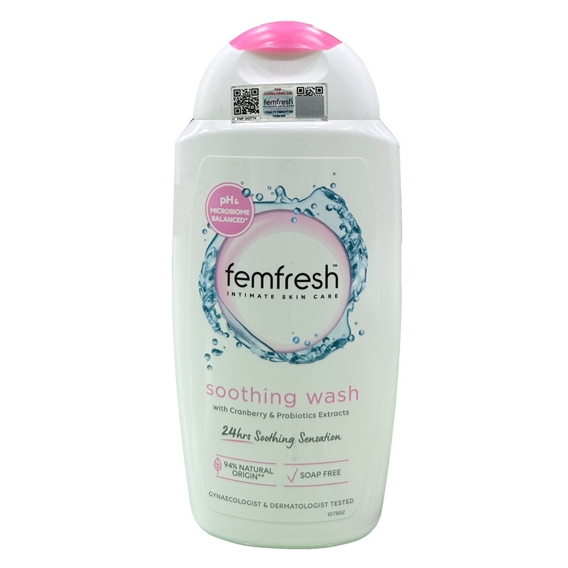 Dung dịch vệ sinh phụ nữ cao cấp Femfresh Soothing Wash 24h
