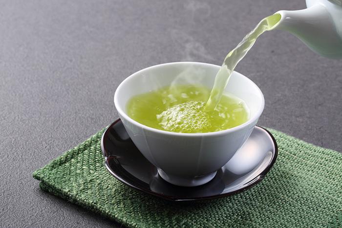 nuoc-tra-xanh-am.jpg