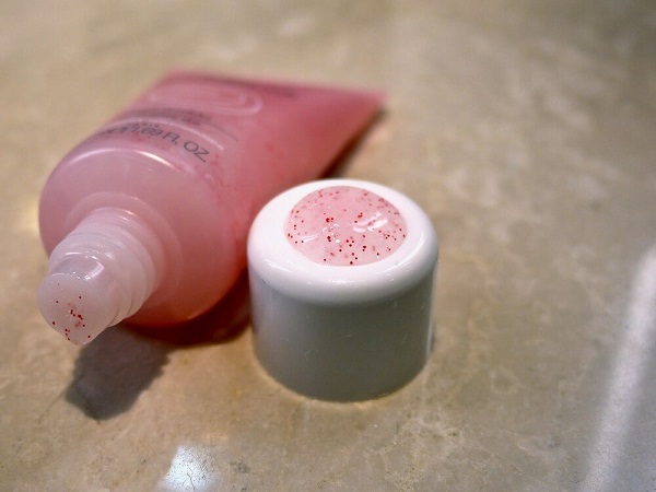 review-kem-tay-te-bao-chet-toan-than-avene-gentle-body-scrub.jpg